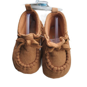 Carter's Baby Moccasins Size 3-6 Months NWT